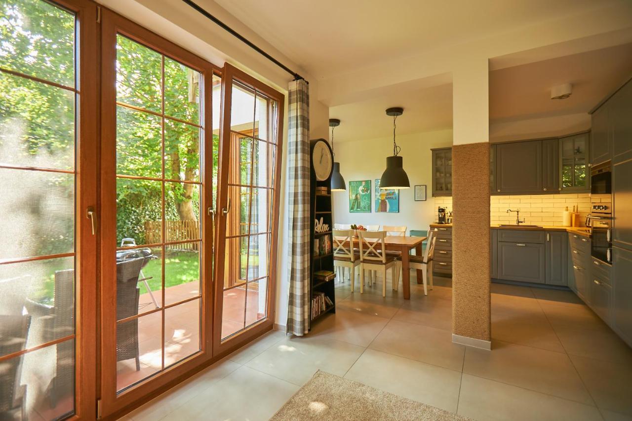 Seayou Yellow House Villa Rogowo  Exterior photo
